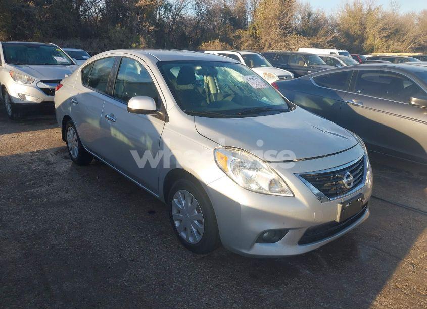 2013 Nissan Versa 1.6 SV (VIN 3N1CN7AP1DL821008) main photo