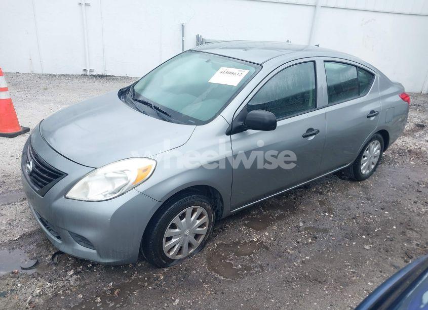 Photo 2 of 2013 Nissan Versa 1.6 S (VIN 3N1CN7AP1DL868670)
