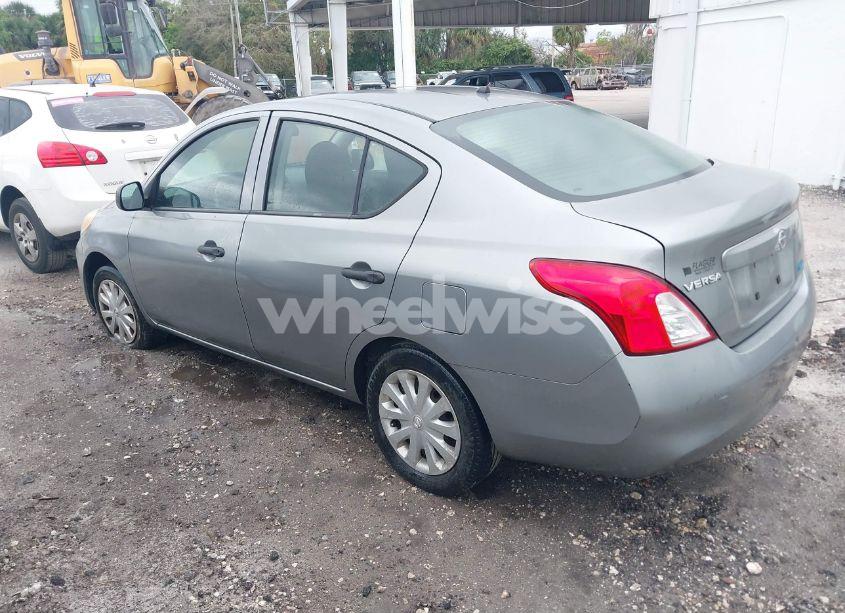 Photo 3 of 2013 Nissan Versa 1.6 S (VIN 3N1CN7AP1DL868670)
