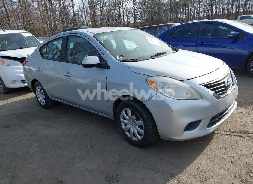 2014 Nissan Versa 1.6 SV (VIN 3N1CN7AP1EK458328) main photo