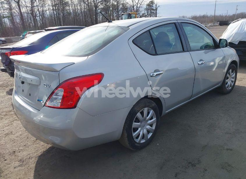 Photo 4 of 2014 Nissan Versa 1.6 SV (VIN 3N1CN7AP1EK458328)