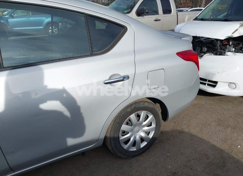 Photo 6 of 2014 Nissan Versa 1.6 SV (VIN 3N1CN7AP1EK458328)