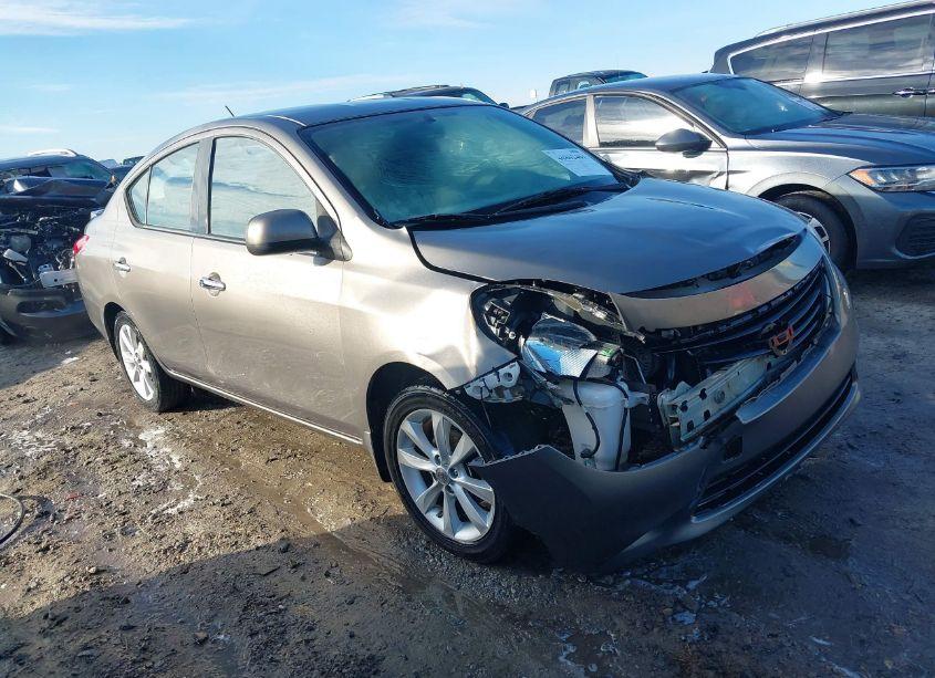 2014 Nissan Versa 1.6 SL (VIN 3N1CN7AP1EL801343) main photo