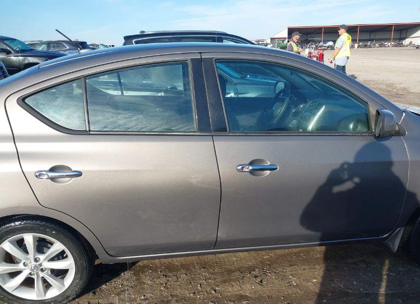 Photo 13 of 2014 Nissan Versa 1.6 SL (VIN 3N1CN7AP1EL801343)