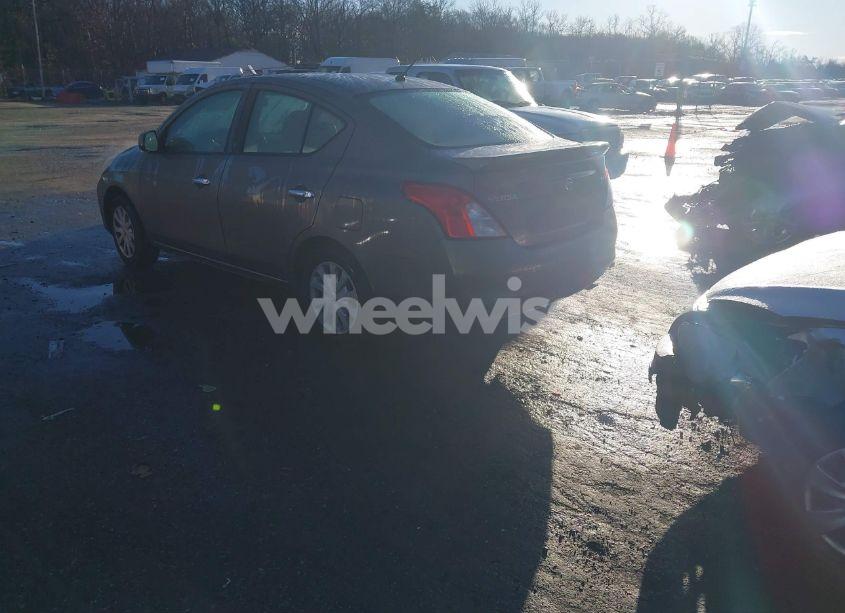 Photo 3 of 2014 Nissan Versa 1.6 SV (VIN 3N1CN7AP1EL804839)