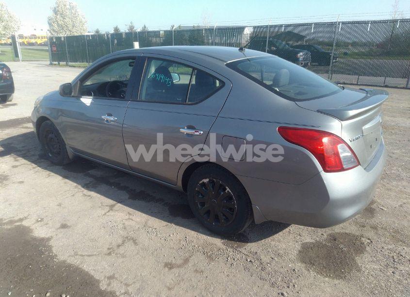 Photo 3 of 2014 Nissan Versa 1.6 SV (VIN 3N1CN7AP1EL814187)