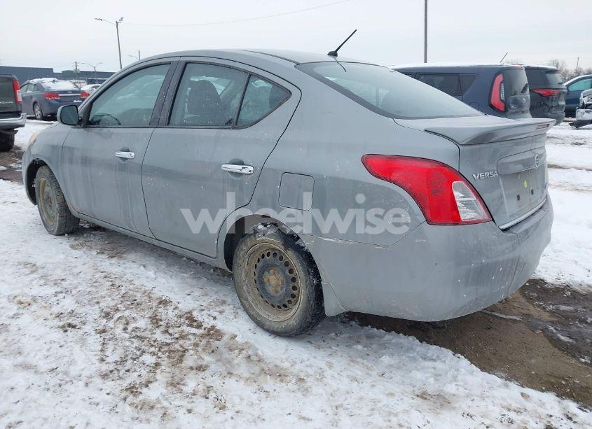 Photo 3 of 2014 Nissan Versa 1.6 SV (VIN 3N1CN7AP1EL814190)