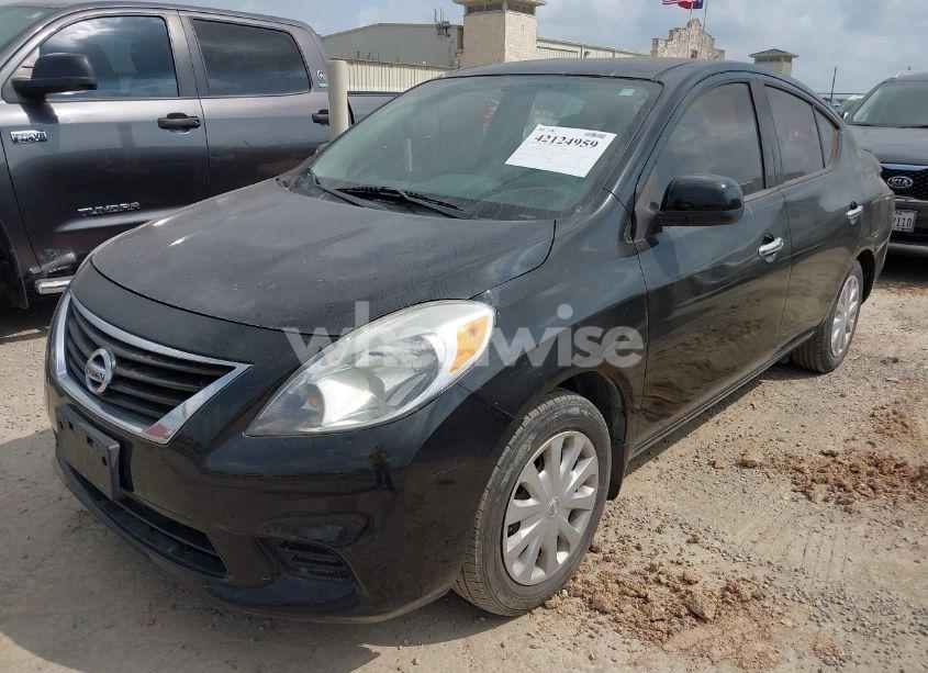 Photo 2 of 2014 Nissan Versa 1.6 SV (VIN 3N1CN7AP1EL822984)