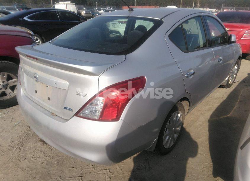 Photo 4 of 2014 Nissan Versa 1.6 SV (VIN 3N1CN7AP1EL832897)