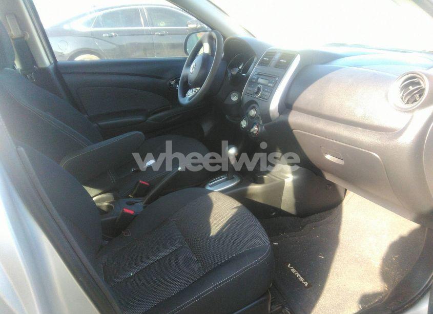 Photo 5 of 2014 Nissan Versa 1.6 SV (VIN 3N1CN7AP1EL832897)