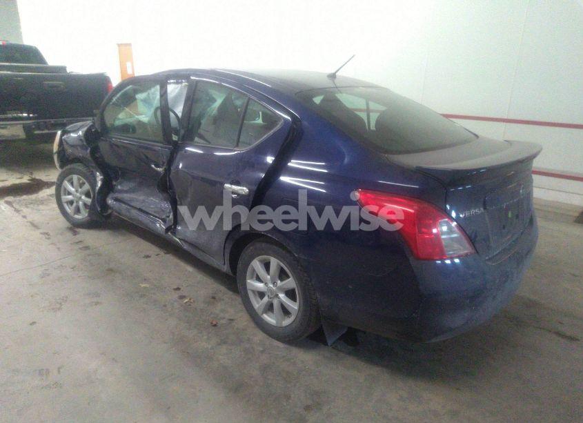 Photo 3 of 2014 Nissan Versa 1.6 SV (VIN 3N1CN7AP1EL833323)