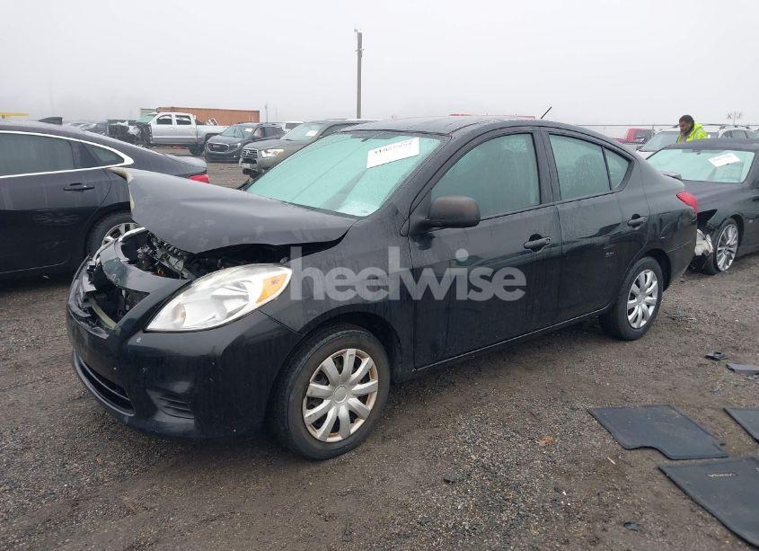 Photo 2 of 2014 Nissan Versa 1.6 S+ (VIN 3N1CN7AP1EL858352)
