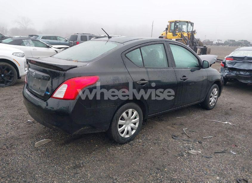 Photo 4 of 2014 Nissan Versa 1.6 S+ (VIN 3N1CN7AP1EL858352)