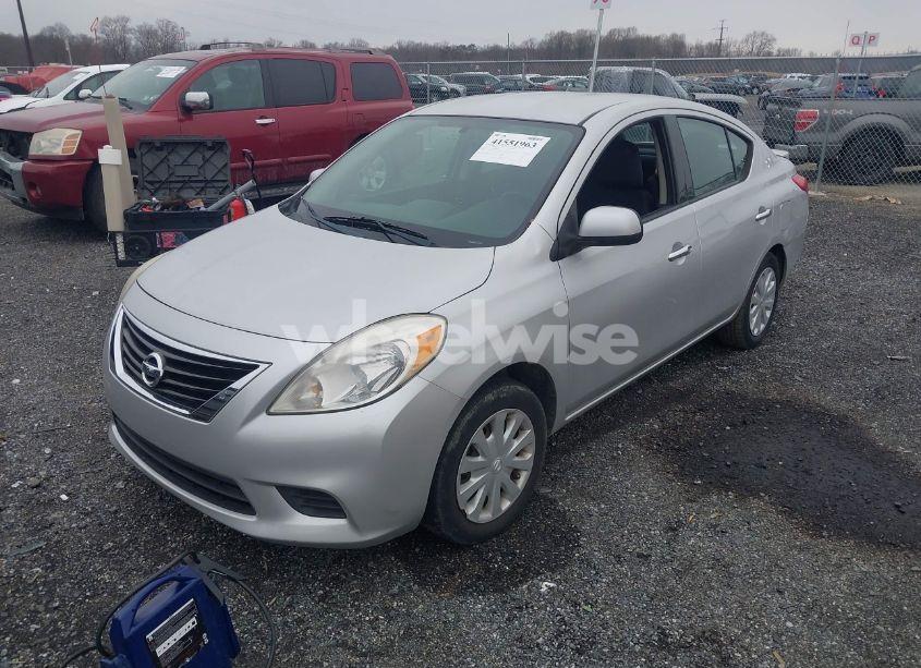 Photo 2 of 2014 Nissan Versa 1.6 SV (VIN 3N1CN7AP1EL868914)