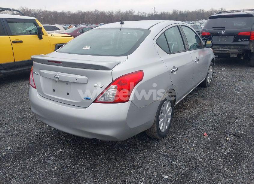 Photo 4 of 2014 Nissan Versa 1.6 SV (VIN 3N1CN7AP1EL868914)