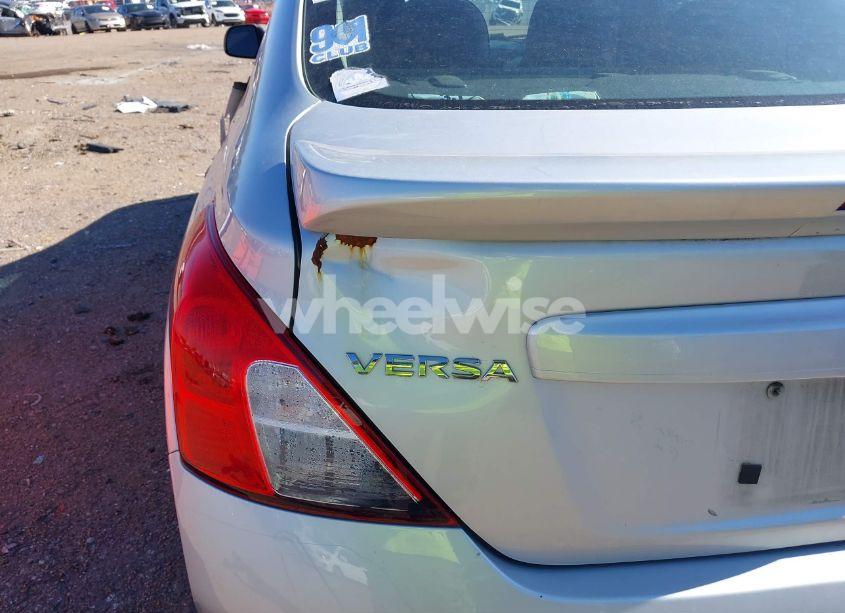 Photo 6 of 2014 Nissan Versa 1.6 S+ (VIN 3N1CN7AP1EL869867)