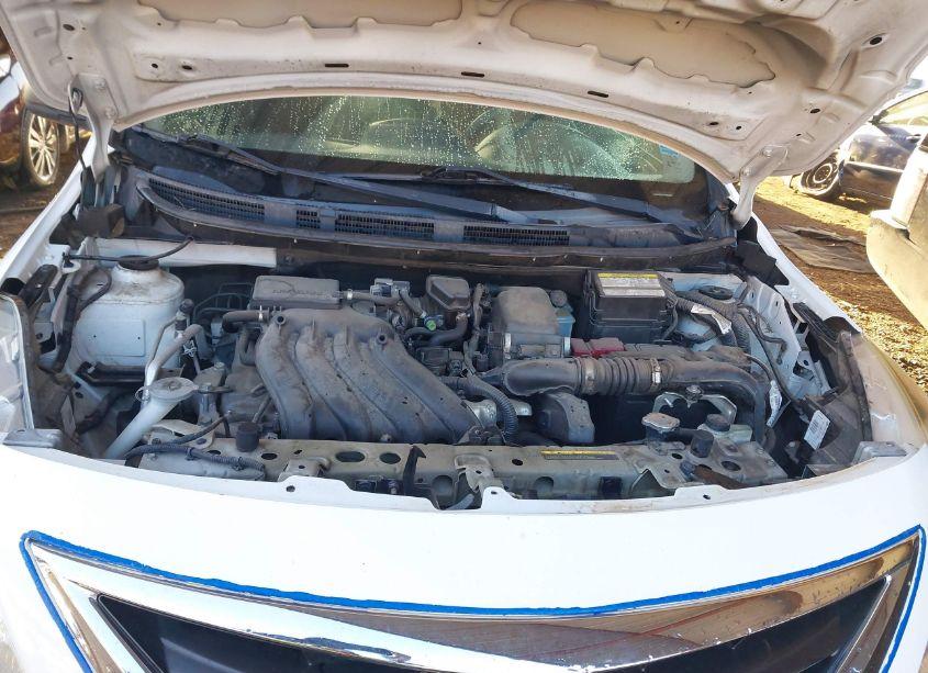 Photo 10 of 2015 Nissan Versa 1.6 S (VIN 3N1CN7AP1FL816216)