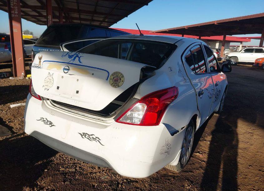 Photo 4 of 2015 Nissan Versa 1.6 S (VIN 3N1CN7AP1FL816216)