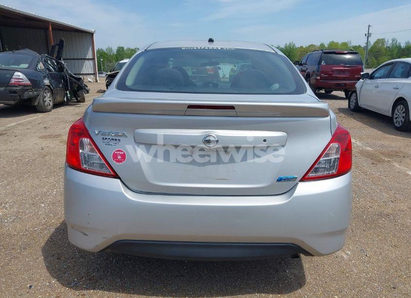 Photo 16 of 2015 Nissan Versa 1.6 S+ (VIN 3N1CN7AP1FL817785)