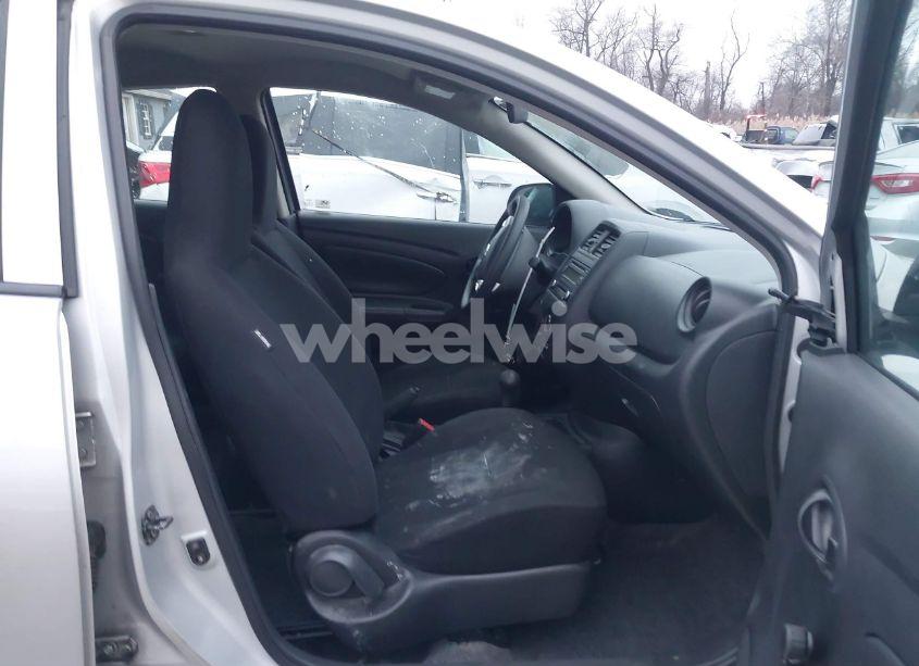 Photo 5 of 2015 Nissan Versa 1.6 S+ (VIN 3N1CN7AP1FL831671)