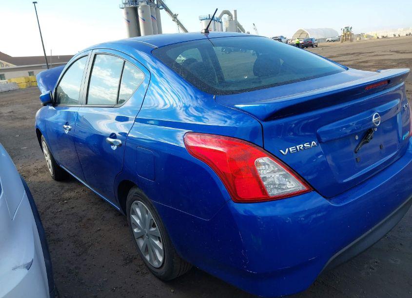 Photo 3 of 2015 Nissan Versa 1.6 SV (VIN 3N1CN7AP1FL845490)