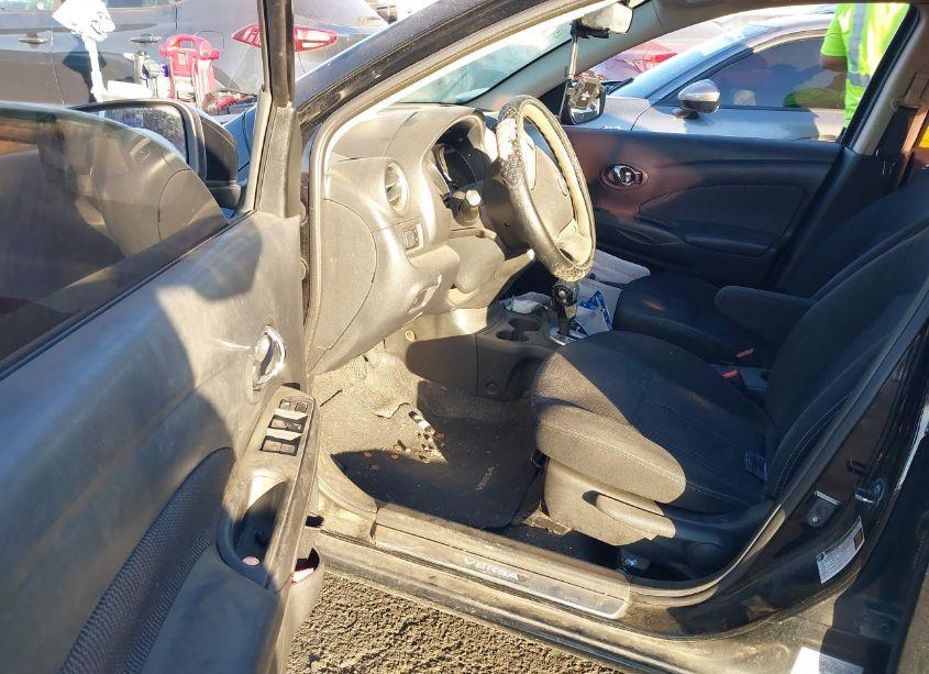 Photo 5 of 2015 Nissan Versa 1.6 SV (VIN 3N1CN7AP1FL903940)