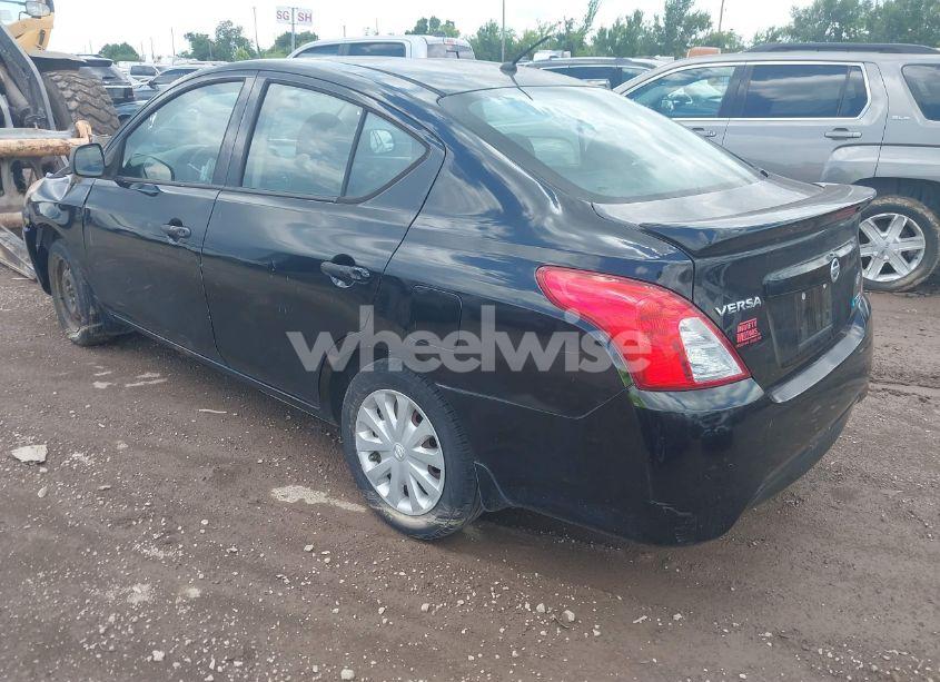 Photo 3 of 2015 Nissan Versa 1.6 S+ (VIN 3N1CN7AP1FL915411)