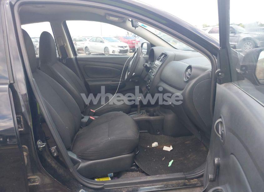 Photo 5 of 2015 Nissan Versa 1.6 S+ (VIN 3N1CN7AP1FL915411)