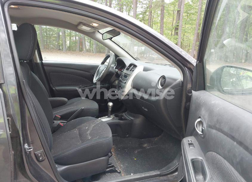 Photo 5 of 2015 Nissan Versa 1.6 SV (VIN 3N1CN7AP1FL916557)