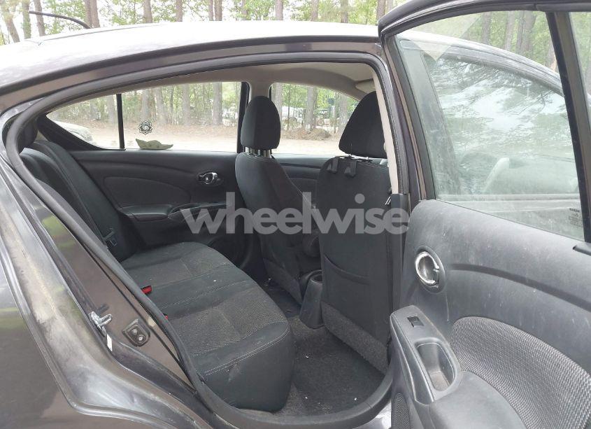 Photo 8 of 2015 Nissan Versa 1.6 SV (VIN 3N1CN7AP1FL916557)