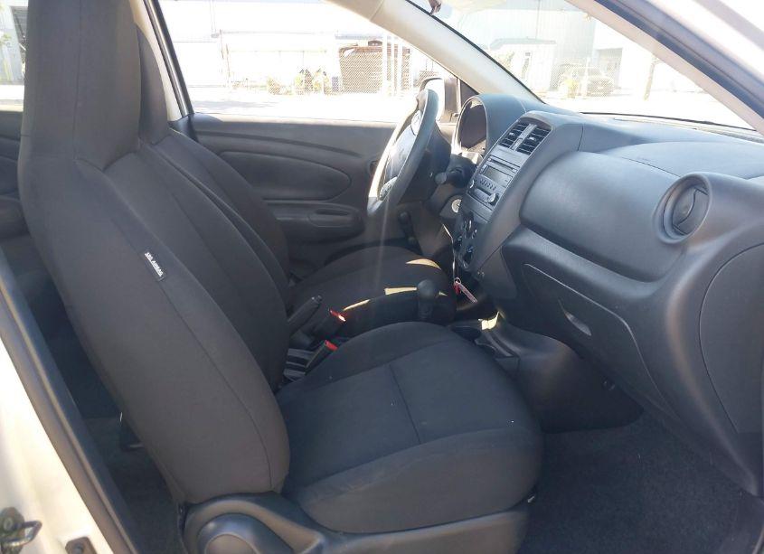 Photo 5 of 2015 Nissan Versa 1.6 S+ (VIN 3N1CN7AP1FL918826)