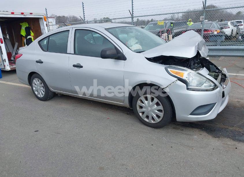 2015 Nissan Versa 1.6 S+ (VIN 3N1CN7AP1FL937263) main photo