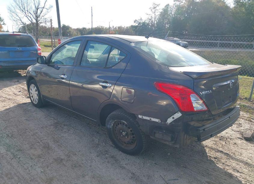 Photo 3 of 2015 Nissan Versa 1.6 SV (VIN 3N1CN7AP1FL942723)