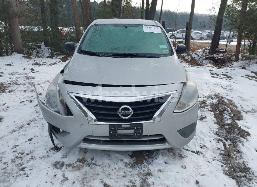 Photo 12 of 2015 Nissan Versa 1.6 S (VIN 3N1CN7AP1FL943628)