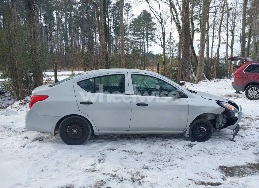 Photo 13 of 2015 Nissan Versa 1.6 S (VIN 3N1CN7AP1FL943628)