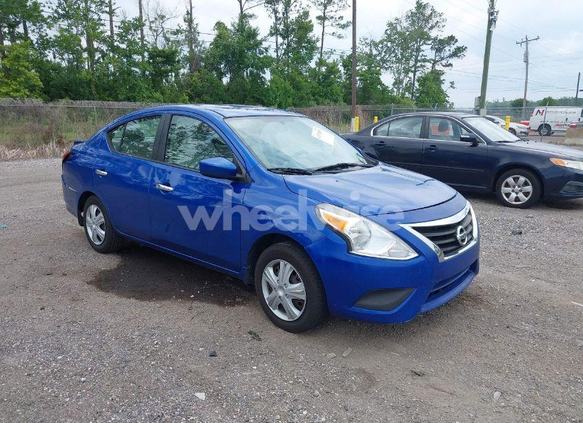 2016 Nissan Versa 1.6 SV (VIN 3N1CN7AP1GL806075) main photo