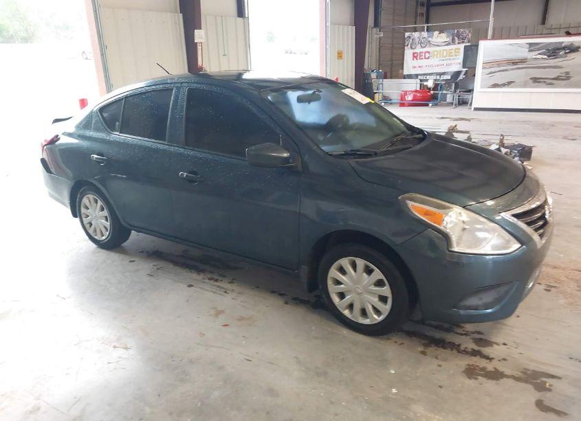 2016 Nissan Versa 1.6 S (VIN 3N1CN7AP1GL817948) main photo