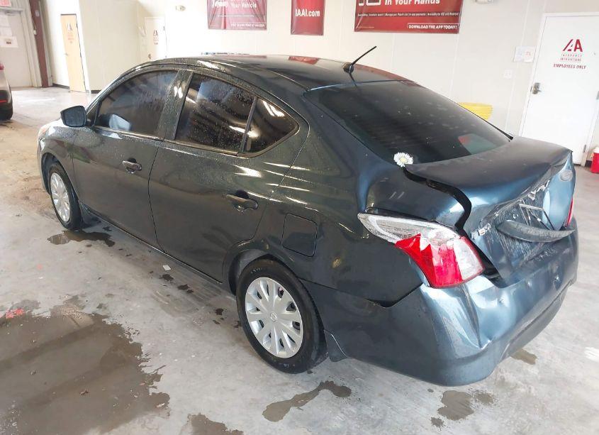 Photo 3 of 2016 Nissan Versa 1.6 S (VIN 3N1CN7AP1GL817948)