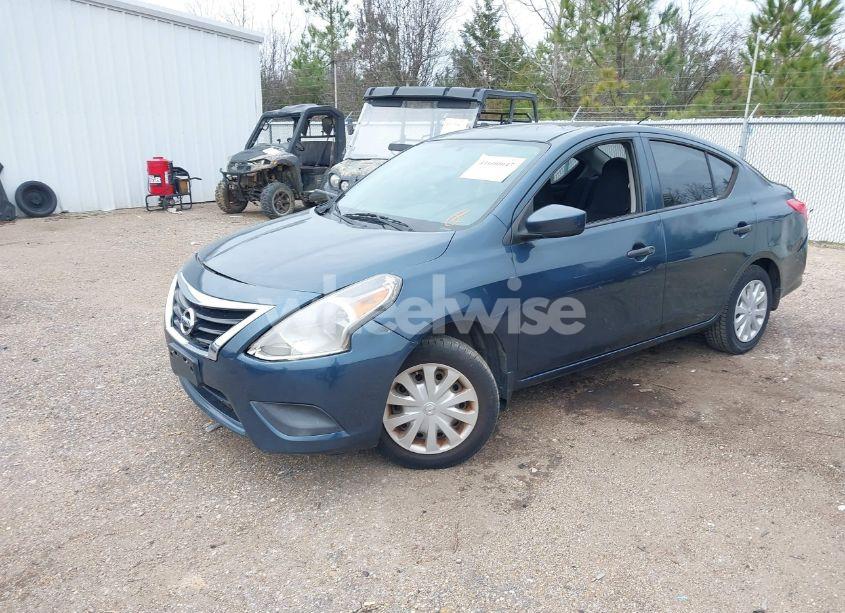 Photo 2 of 2016 Nissan Versa 1.6 S (VIN 3N1CN7AP1GL821286)