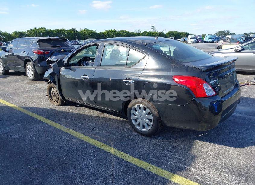 Photo 3 of 2016 Nissan Versa 1.6 S/1.6 S+/1.6 SL/1.6 SV (VIN 3N1CN7AP1GL831042)