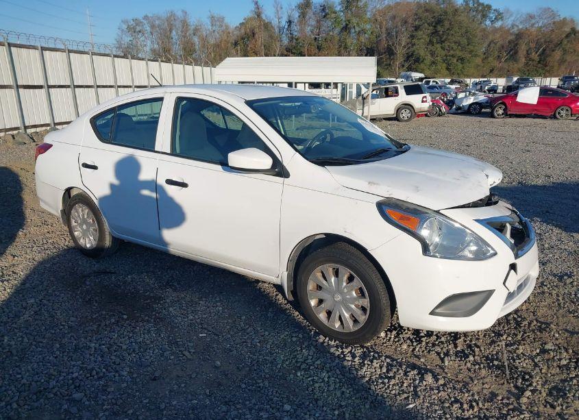 2016 Nissan Versa 1.6 S (VIN 3N1CN7AP1GL836208) main photo