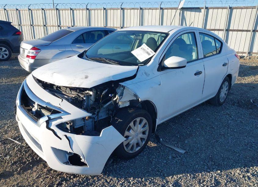 Photo 2 of 2016 Nissan Versa 1.6 S (VIN 3N1CN7AP1GL836208)