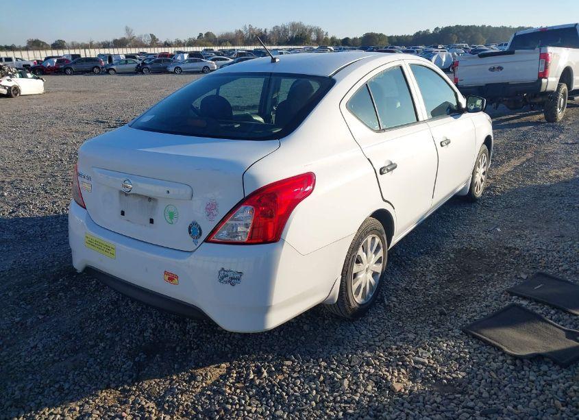 Photo 4 of 2016 Nissan Versa 1.6 S (VIN 3N1CN7AP1GL836208)