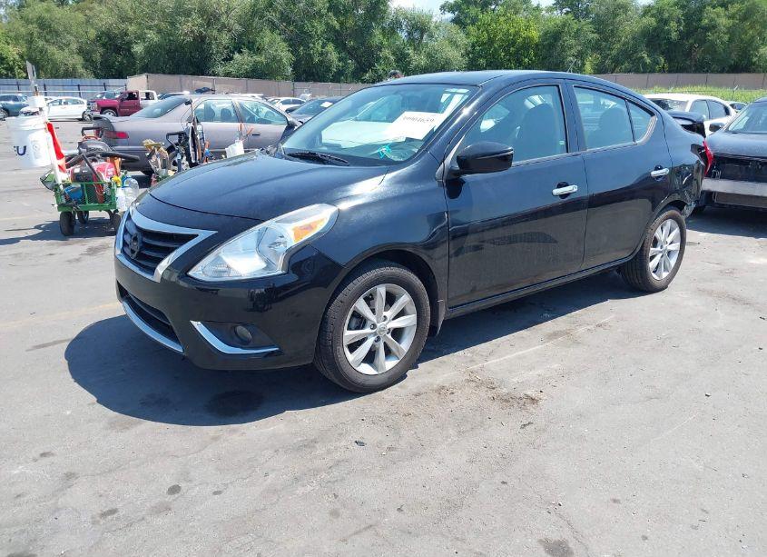 Photo 2 of 2016 Nissan Versa 1.6 SL (VIN 3N1CN7AP1GL850805)