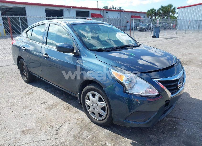2016 Nissan Versa 1.6 S (VIN 3N1CN7AP1GL859651) main photo