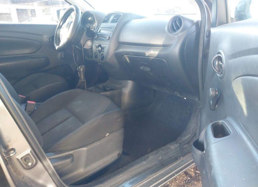 Photo 5 of 2016 Nissan Versa 1.6 S (VIN 3N1CN7AP1GL861559)