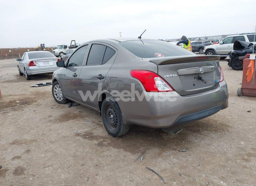 Photo 3 of 2016 Nissan Versa 1.6 S+ (VIN 3N1CN7AP1GL885215)