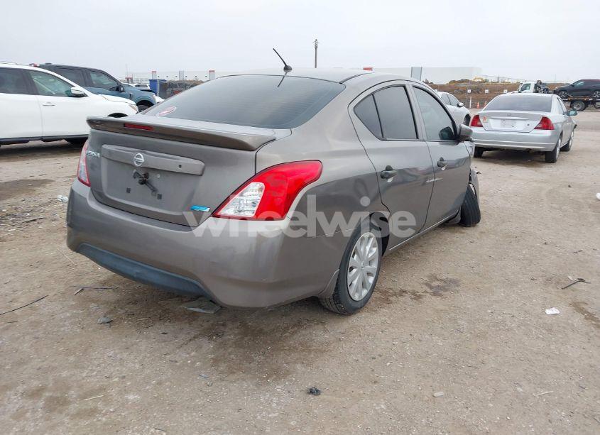 Photo 4 of 2016 Nissan Versa 1.6 S+ (VIN 3N1CN7AP1GL885215)