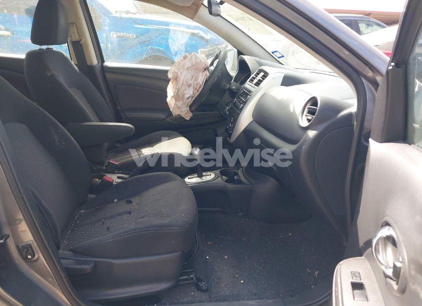 Photo 5 of 2016 Nissan Versa 1.6 SV (VIN 3N1CN7AP1GL892973)