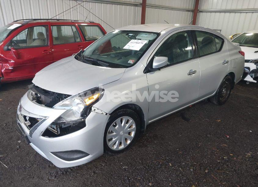 Photo 2 of 2016 Nissan Versa 1.6 SV (VIN 3N1CN7AP1GL909853)